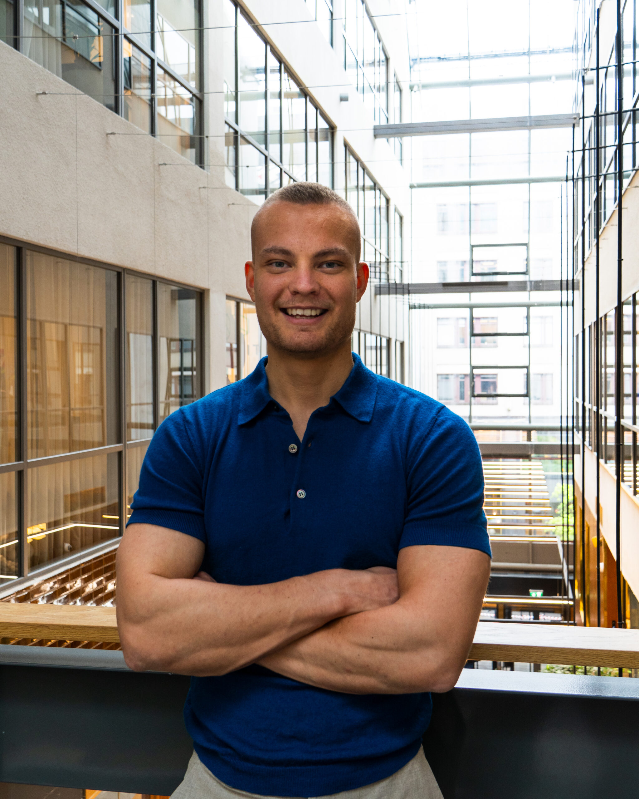 Fabian Hansson –grundare och vd på Bildeals som hjälper personer värdera och sälja bilar.